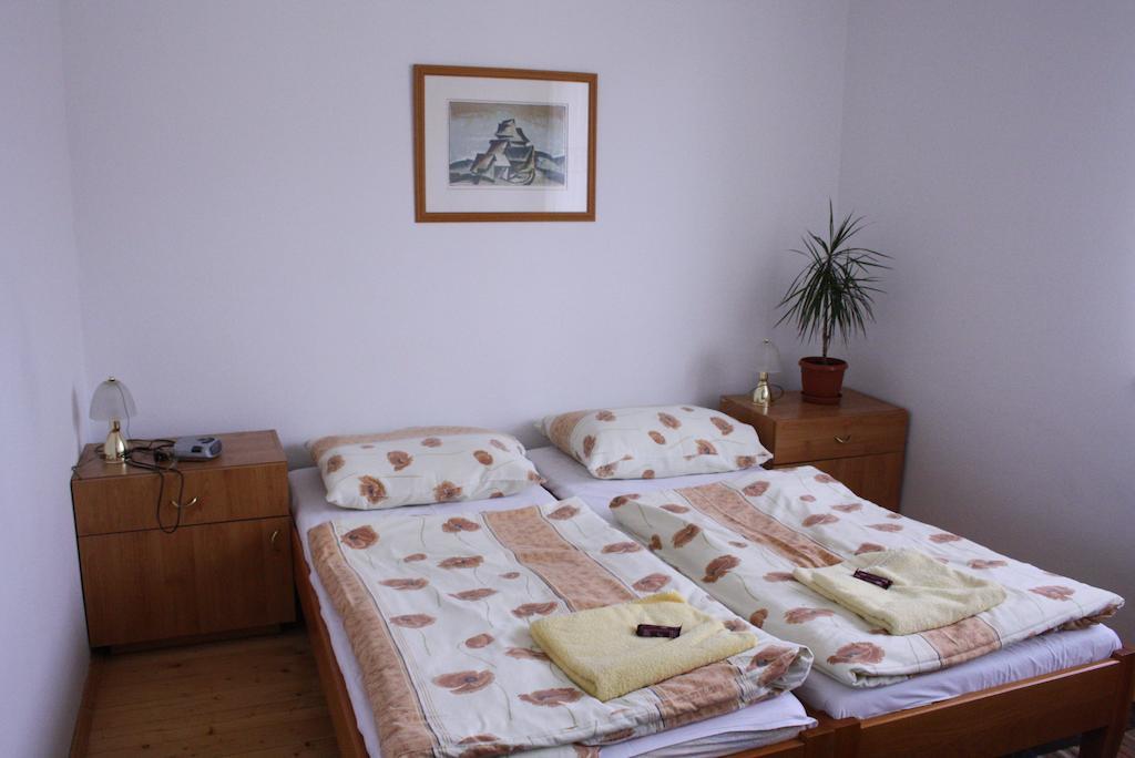 Penzion Koras Vrútky Zimmer foto