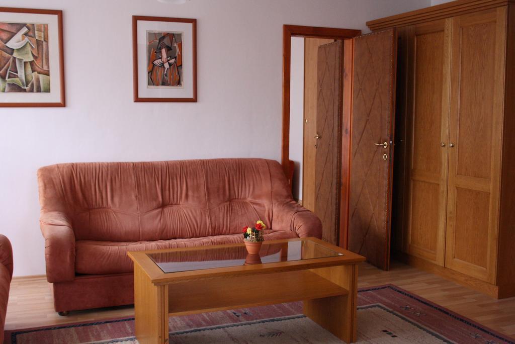 Penzion Koras Vrútky Zimmer foto