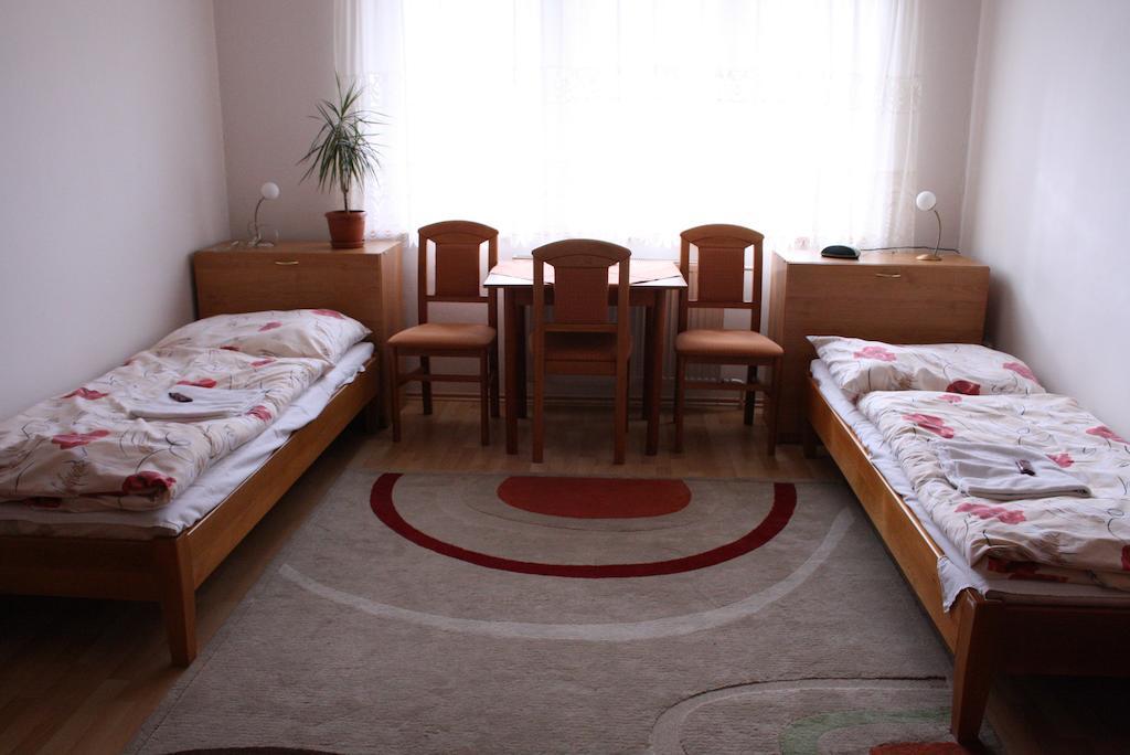 Penzion Koras Vrútky Zimmer foto